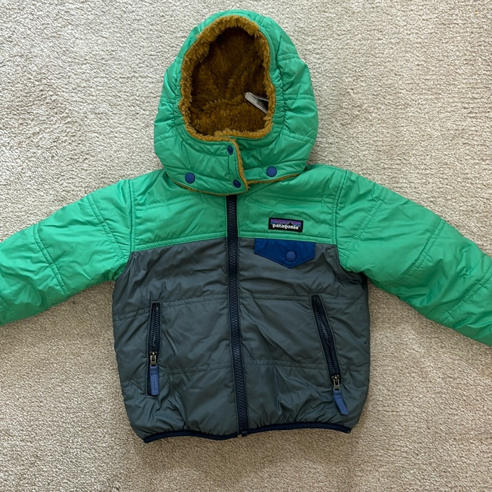 Patagonia Green and Gray Kids Jacket